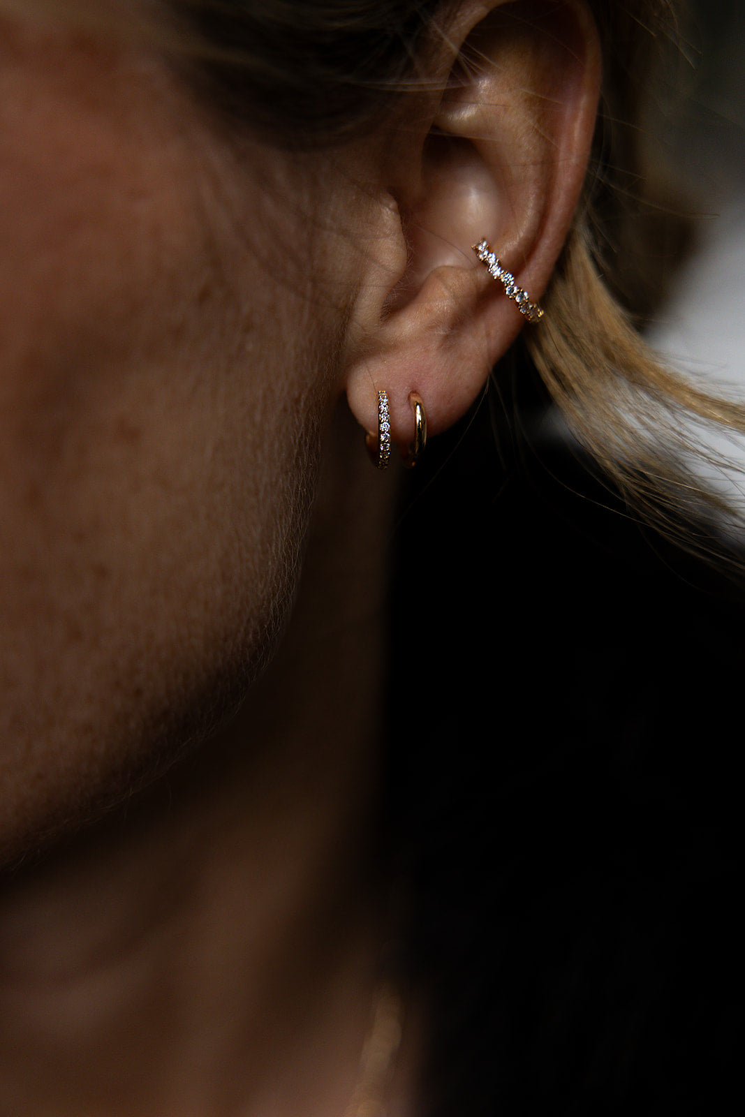 Twin Spark Hoop Single Piece