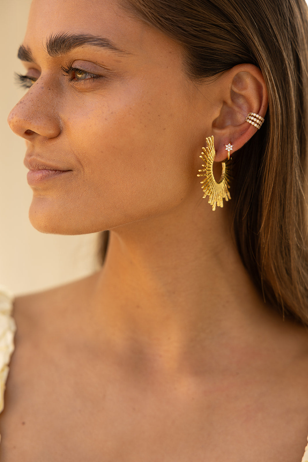 Daisy Sparkle Mini Hoops Single Piece