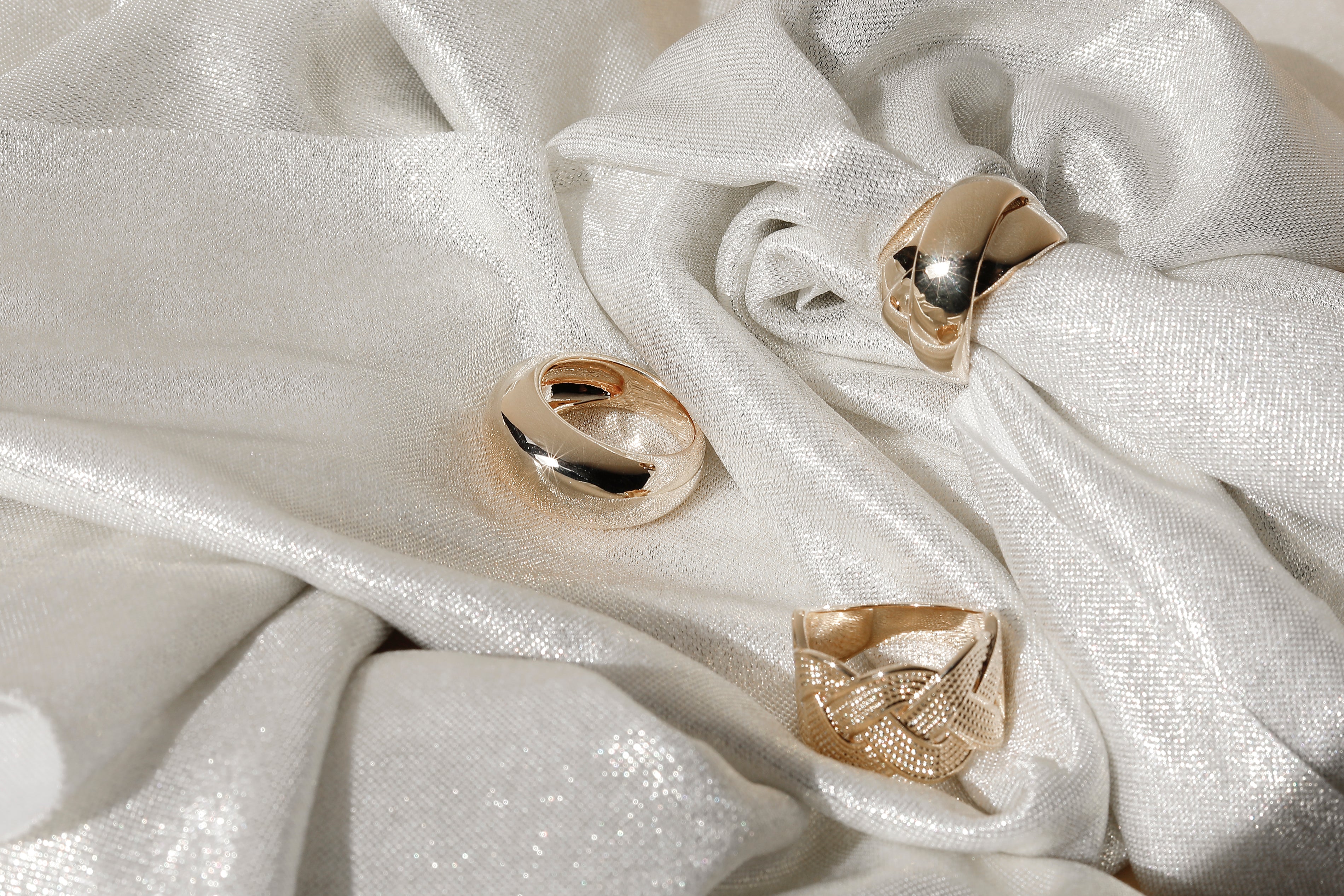Twist Bold Ring