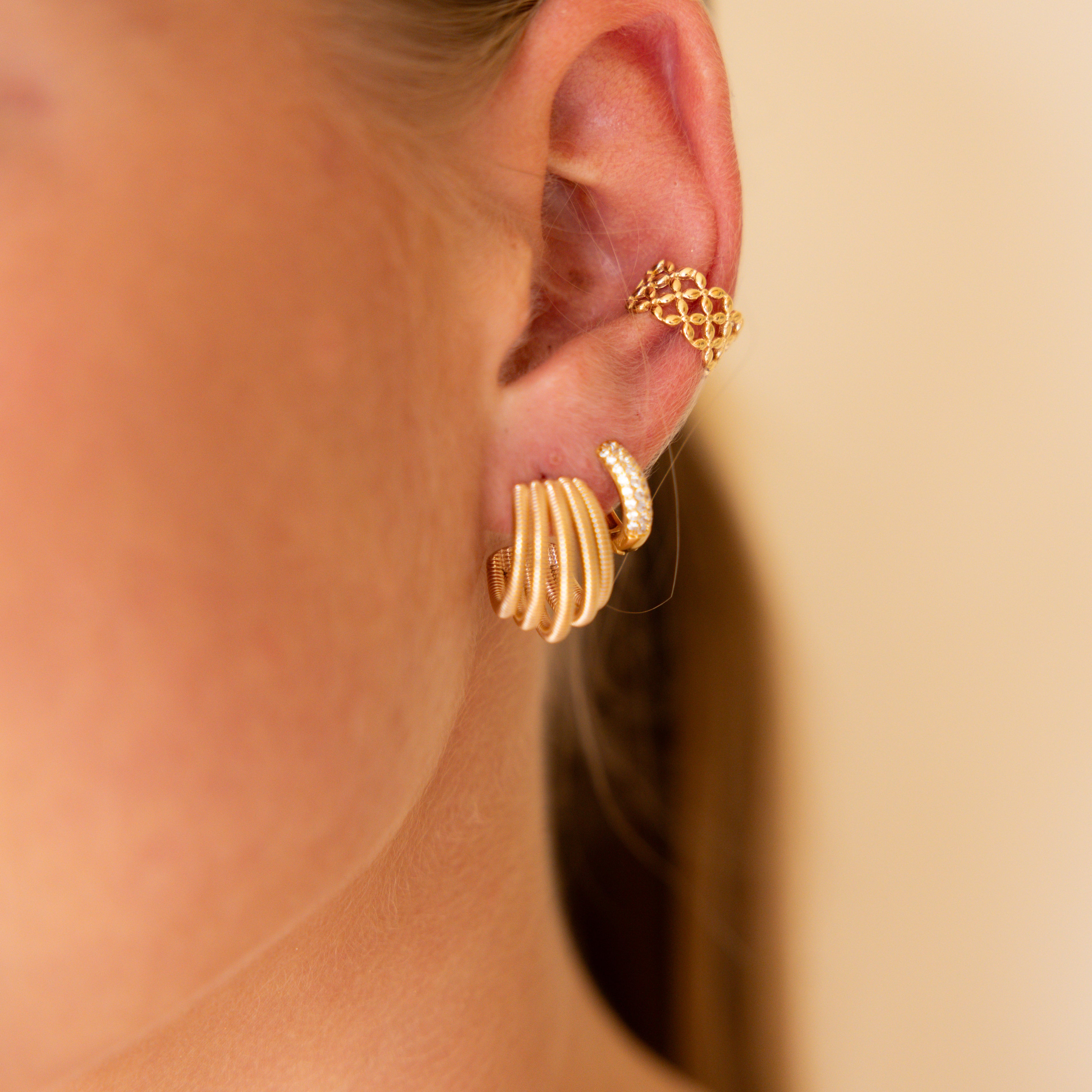 Selene Rib Hoops